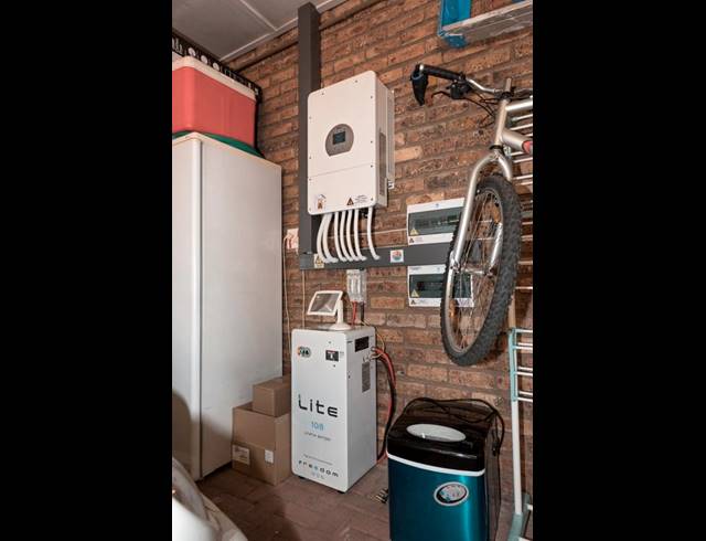 3 BEDROOM TOWNHOUSE FOR SALE IN MORNINGHILL